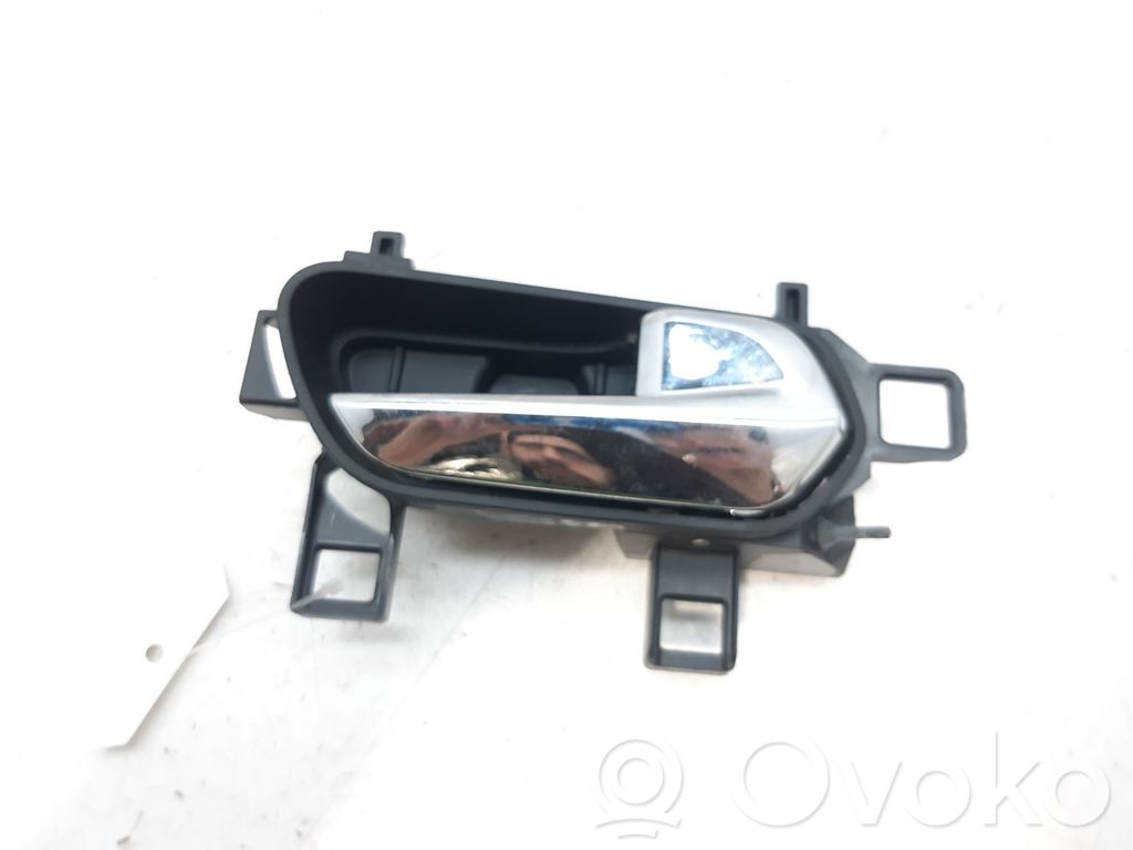 Manecilla interna puerta delantera   806705FA6A
