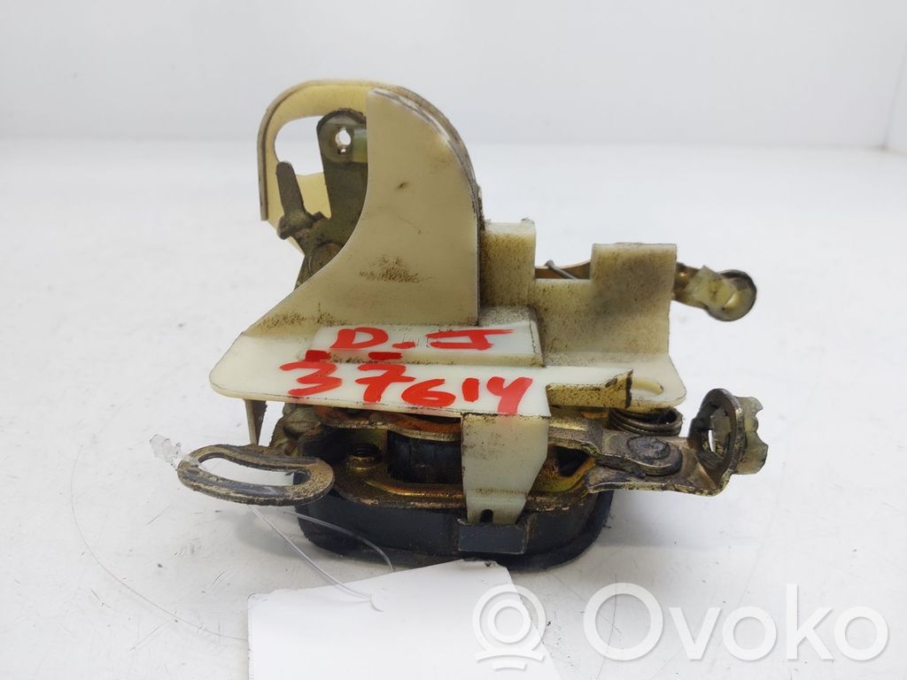 Opel Corsa B Front door lock 