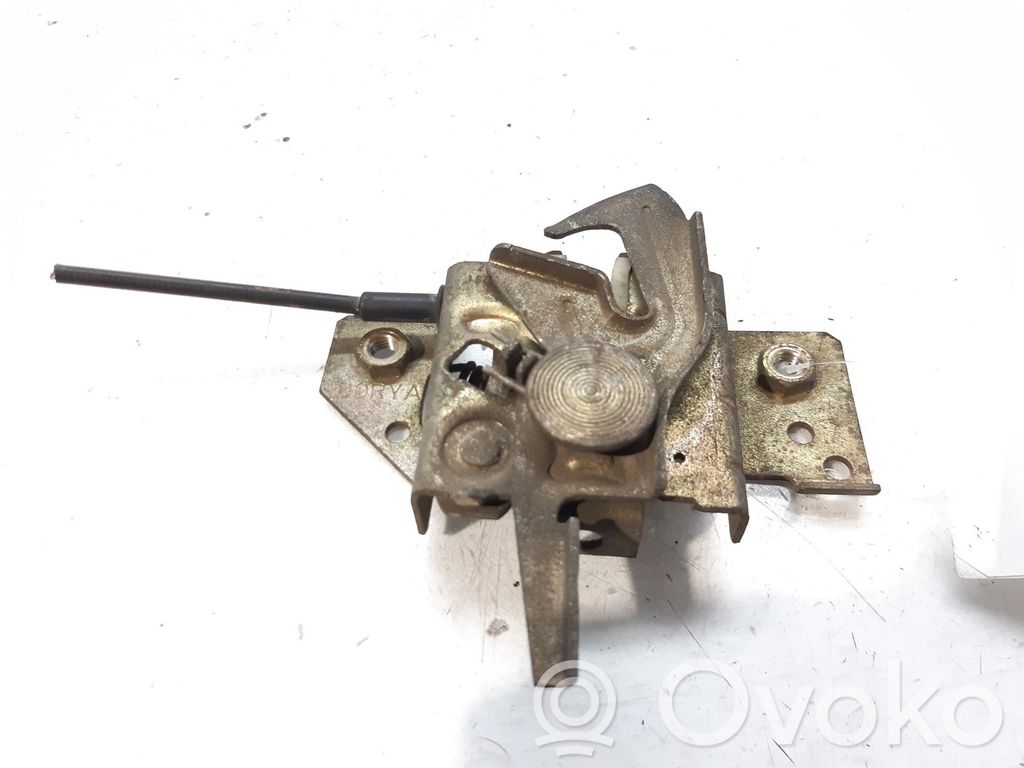 Ford Fusion Tie down hook / loop 