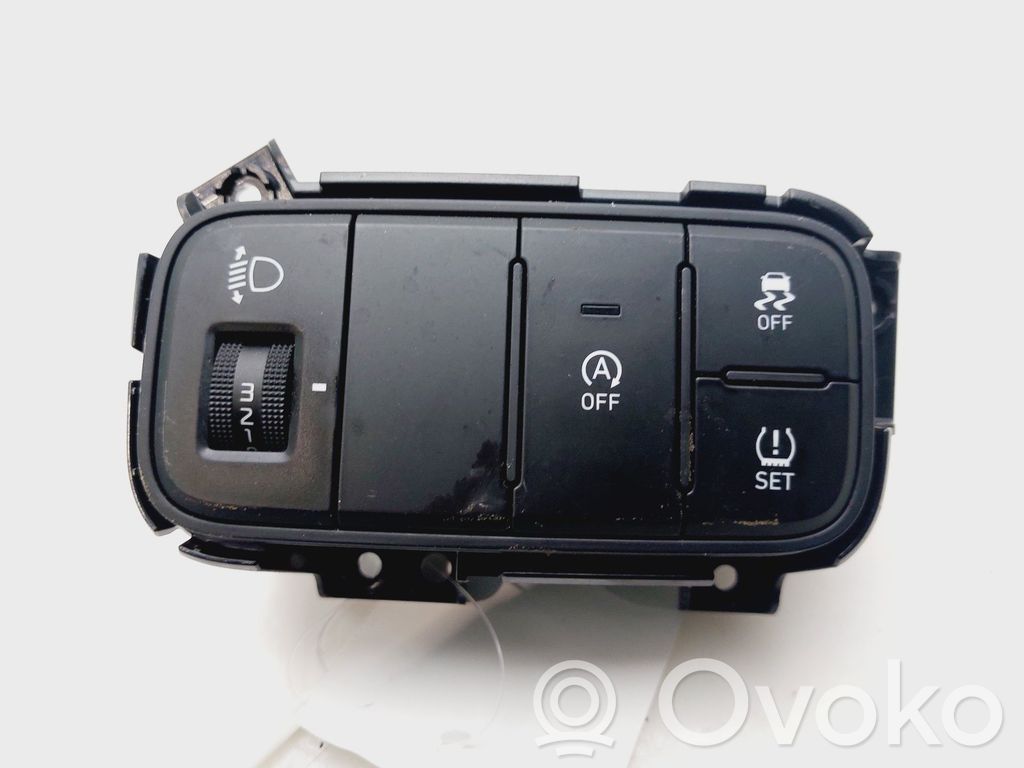 Hyundai i20 (BC3 BI3) Przyciski multifunkcyjne 