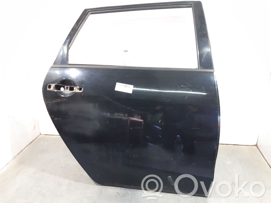 Mitsubishi Grandis Puerta trasera 