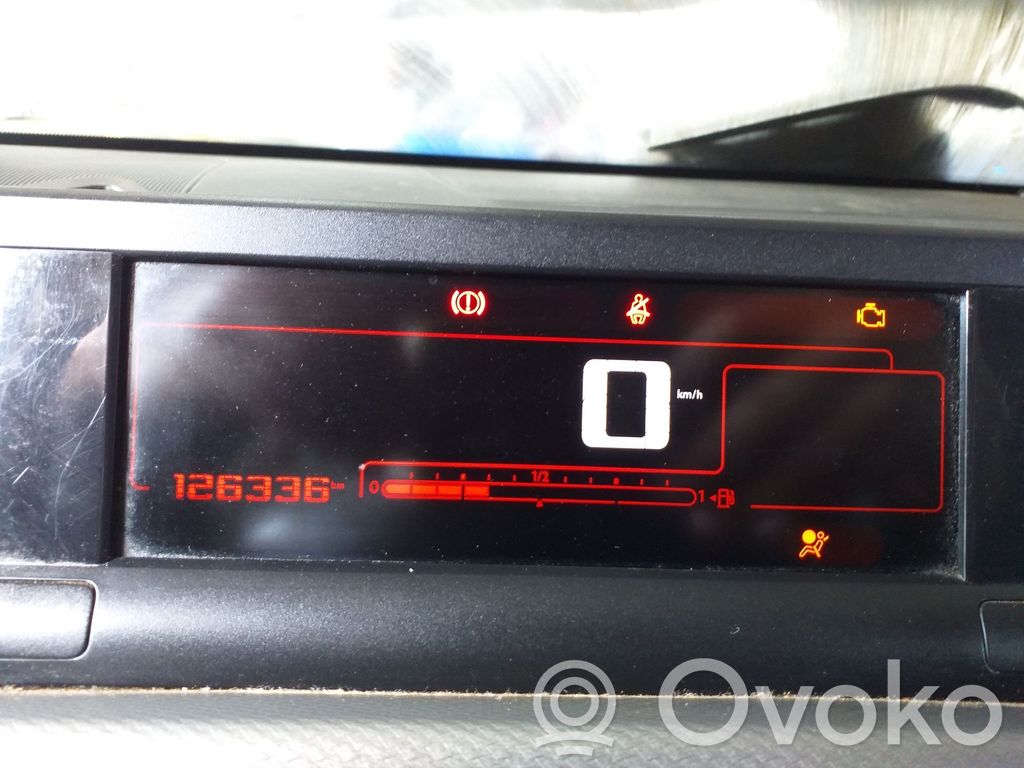 Citroen C4 Cactus Vitezometru (grup de instrumente) 