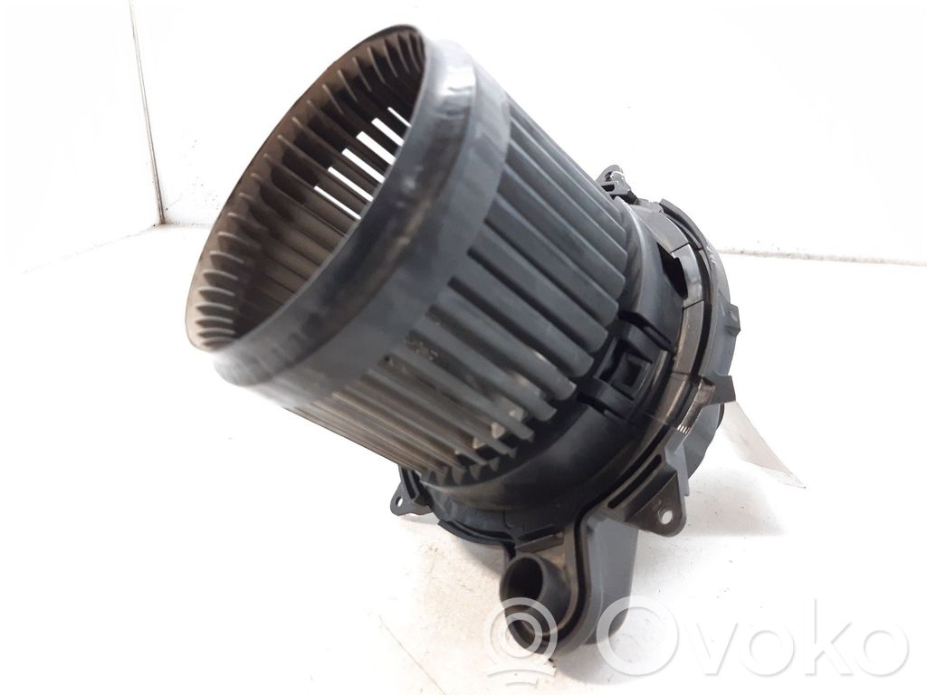 Renault Clio IV Ventola riscaldamento/ventilatore abitacolo