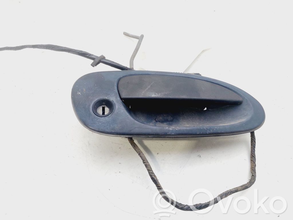 Manecilla externa puerta delantera   BJ3E58410C