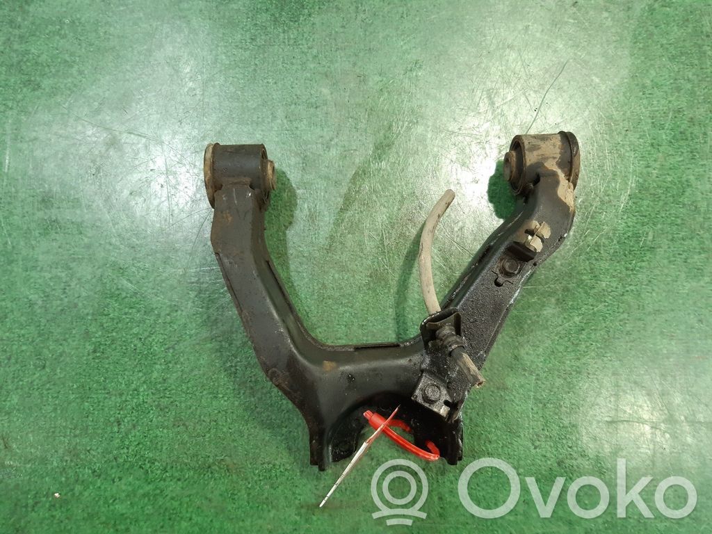 Mitsubishi Montero Oberer Querlenker vorne 