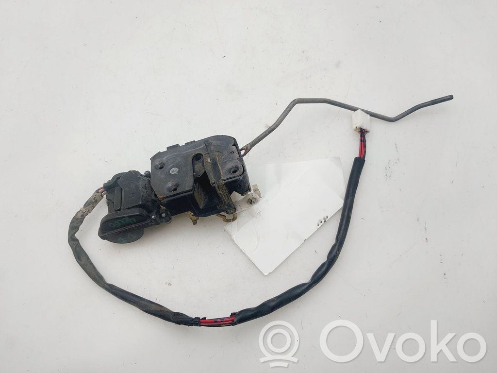 Mazda 323 Front door lock 
