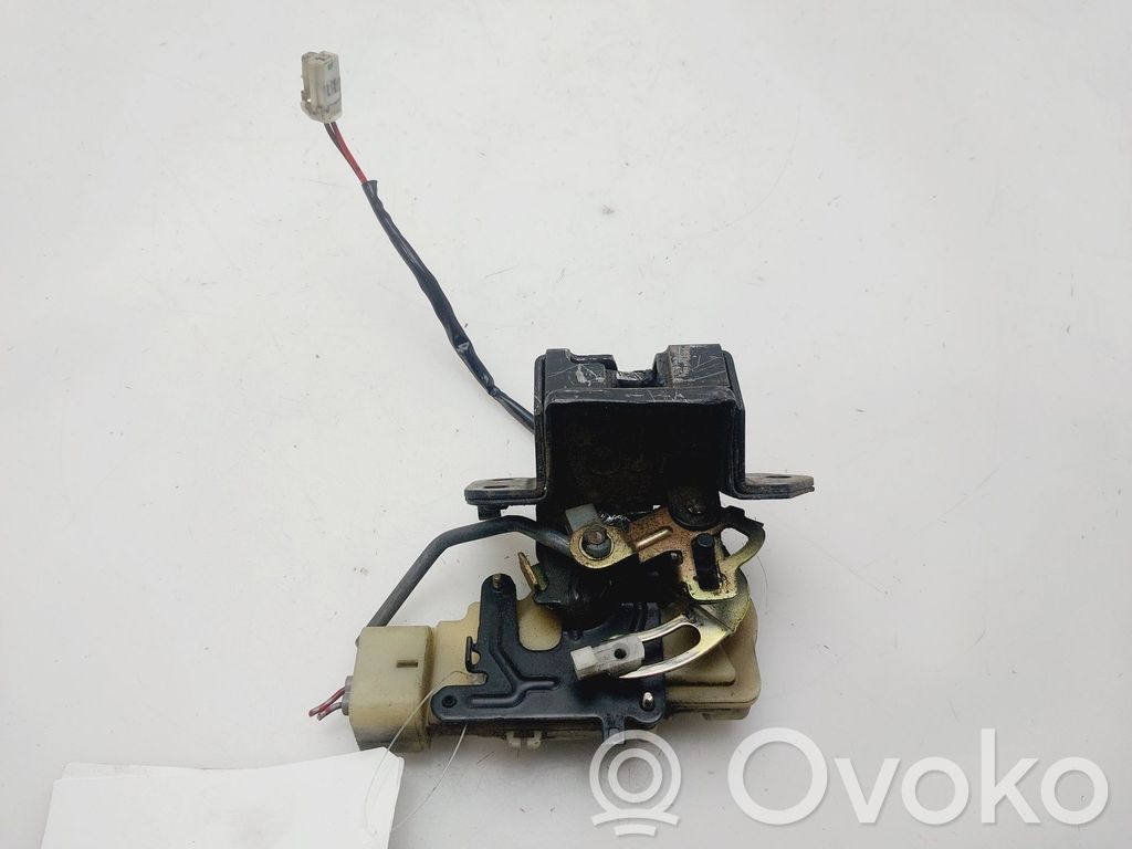 Mazda 323 Tailgate lock latch 