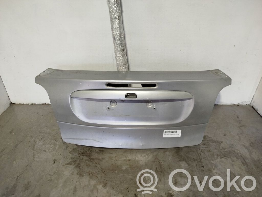 Renault Megane I Puerta del maletero/compartimento de carga 