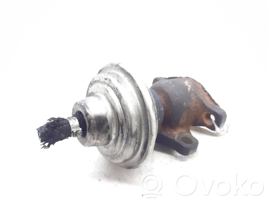 Soupape vanne EGR   028131501E