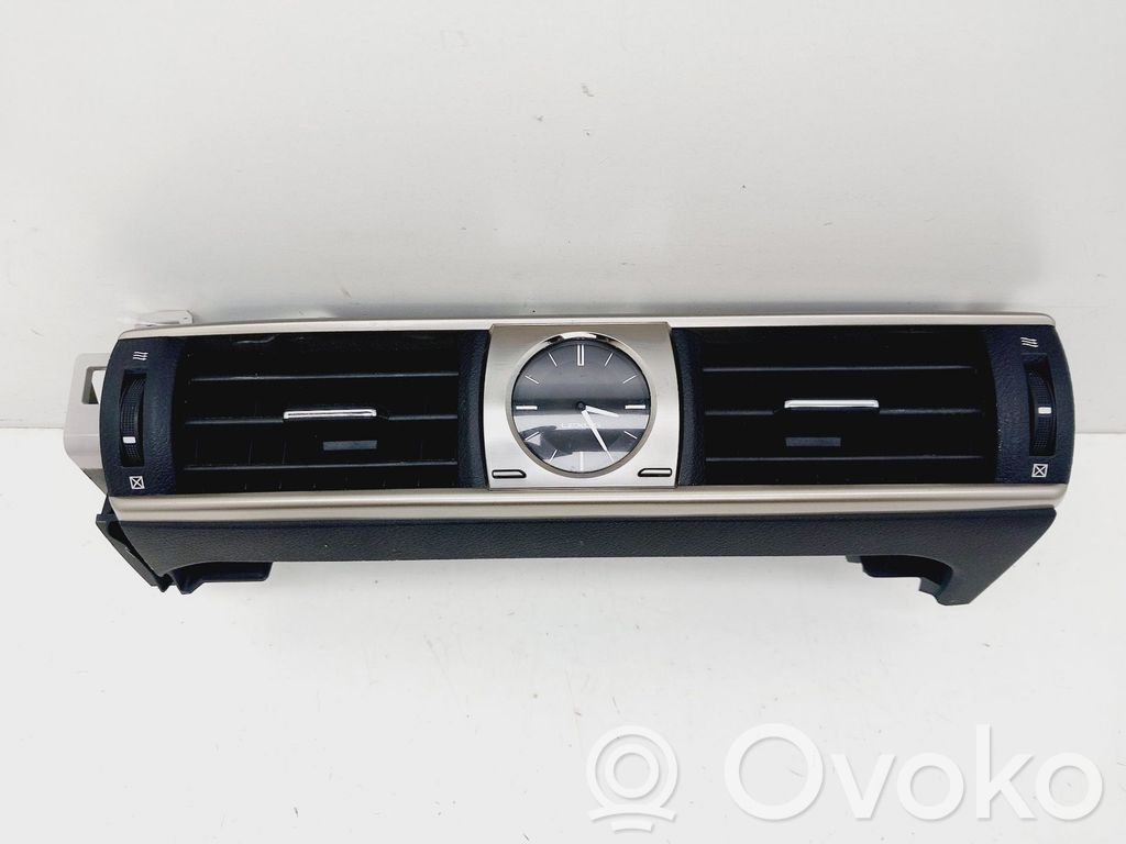 Lexus IS III XE30 Grille d'aération centrale