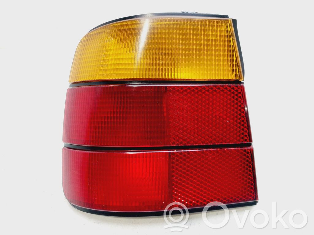 Rear/tail lights   1384009