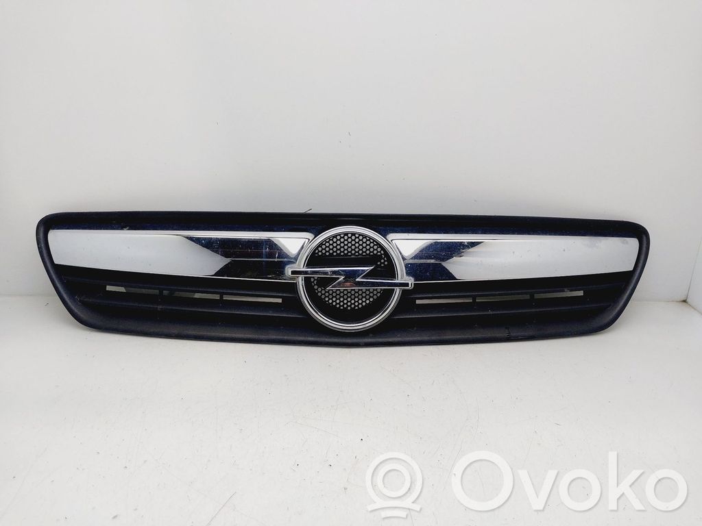 Opel Meriva A Etusäleikkö 