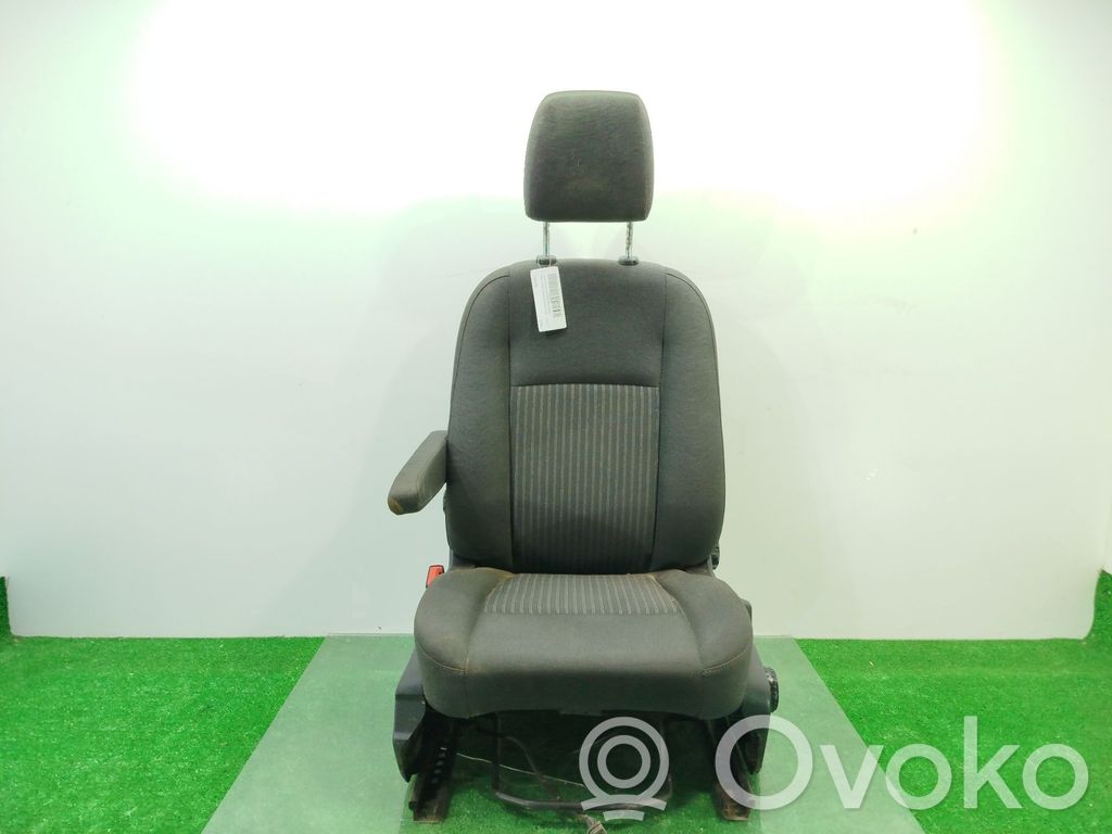 Ford Transit Courier Fotel przedni kierowcy 