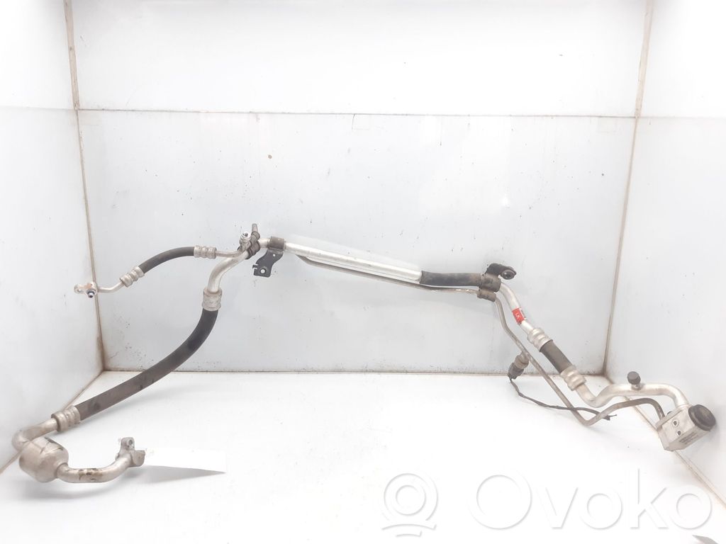 KIA Rio Ilmastointilaitteen putki (A/C) 