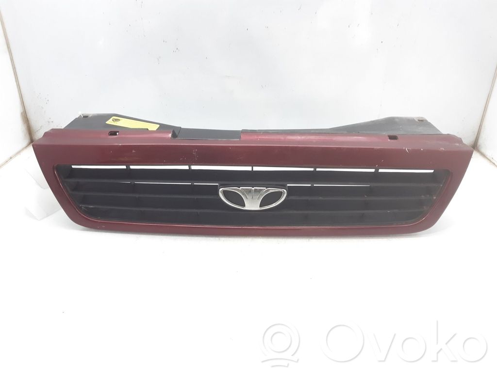 Daewoo Nexia Rejilla delantera 