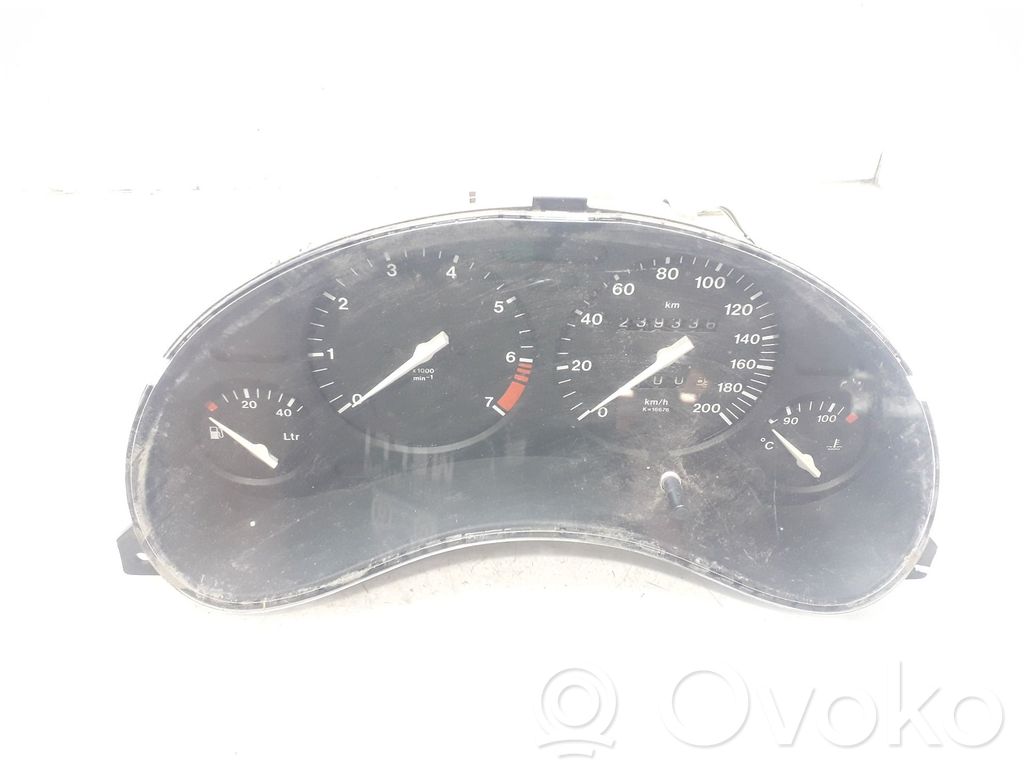 Opel Corsa B Geschwindigkeitsmesser Cockpit 