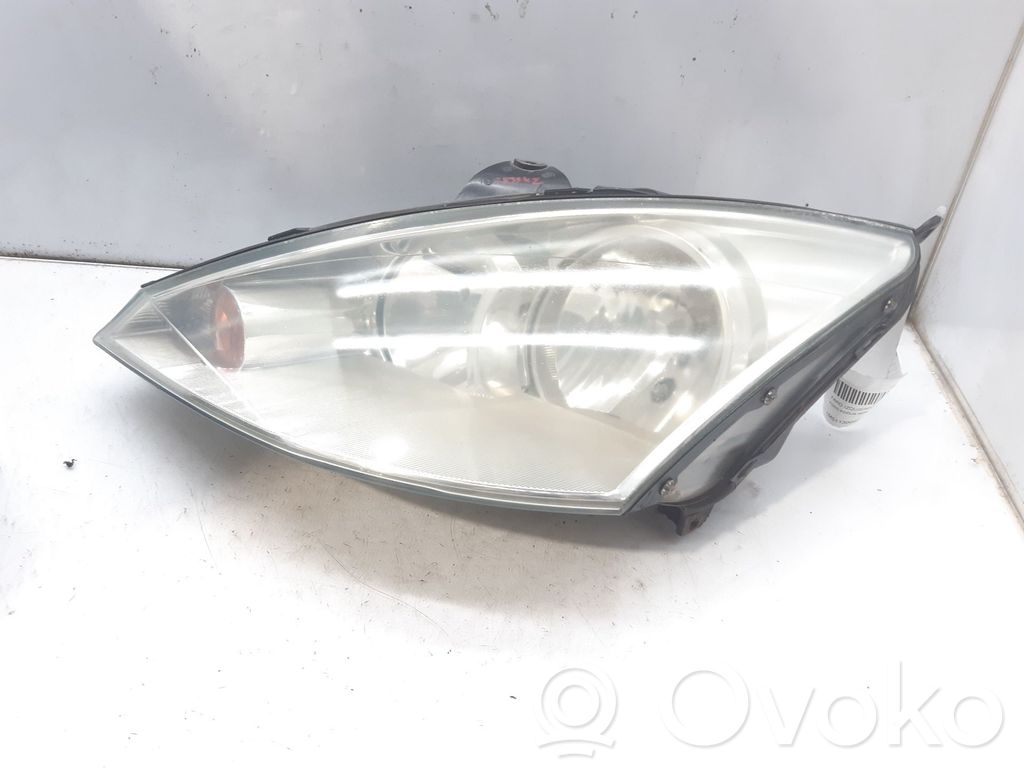 Ford Focus Scheinwerfer 