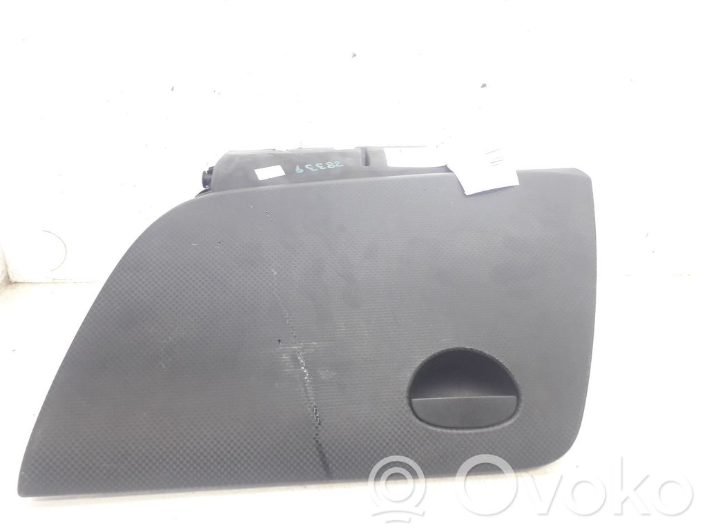 Seat Toledo III (5P) Guantera 