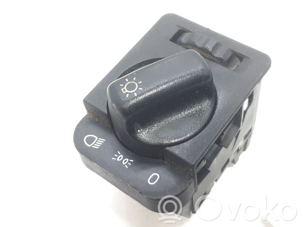 Interruptor de luz   90481763