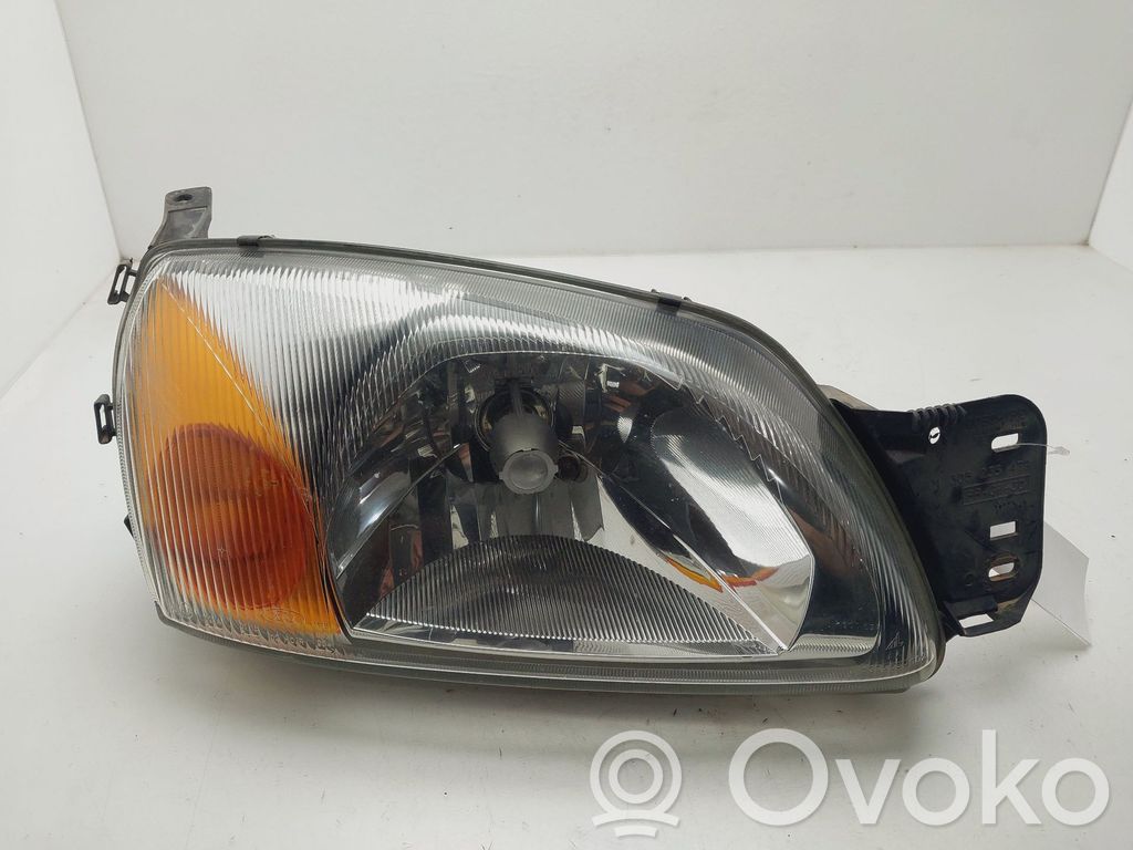 Ford Fiesta Scheinwerfer 