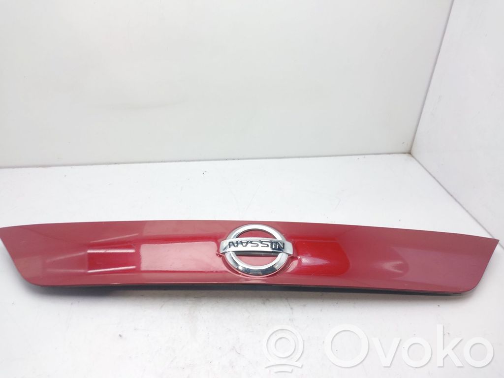 Nissan Qashqai Éclairage de plaque d'immatriculation 