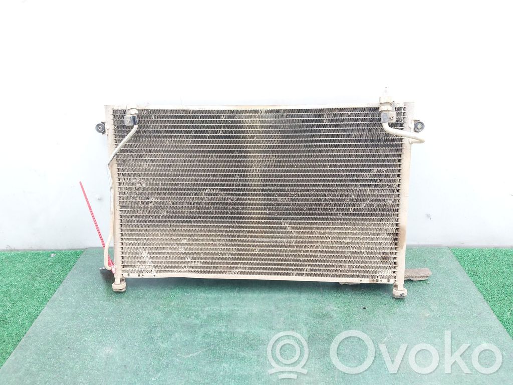 Nissan Terrano Radiateur condenseur de climatisation