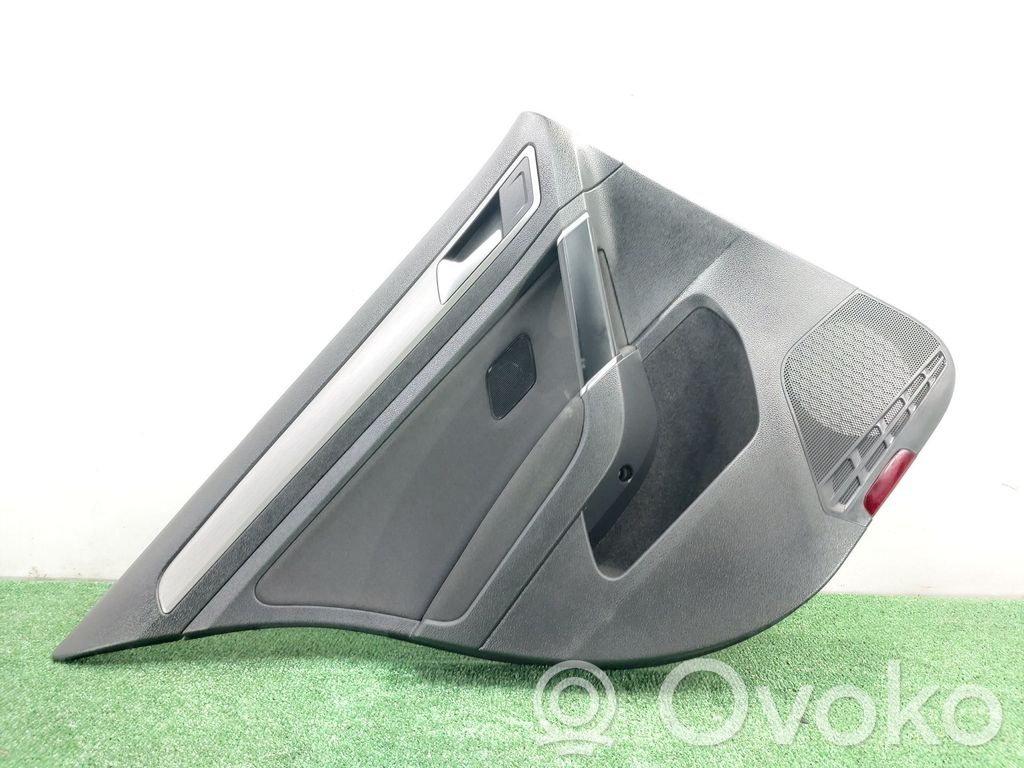 Volkswagen Golf VII Boczki / Poszycie drzwi tylnych 