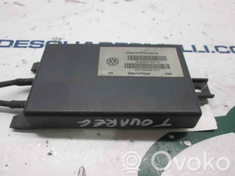 Volkswagen Touareg I Antenă radio 