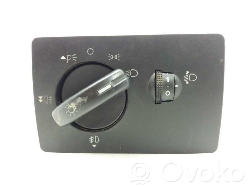 Lichtschalter   4M5T13A024