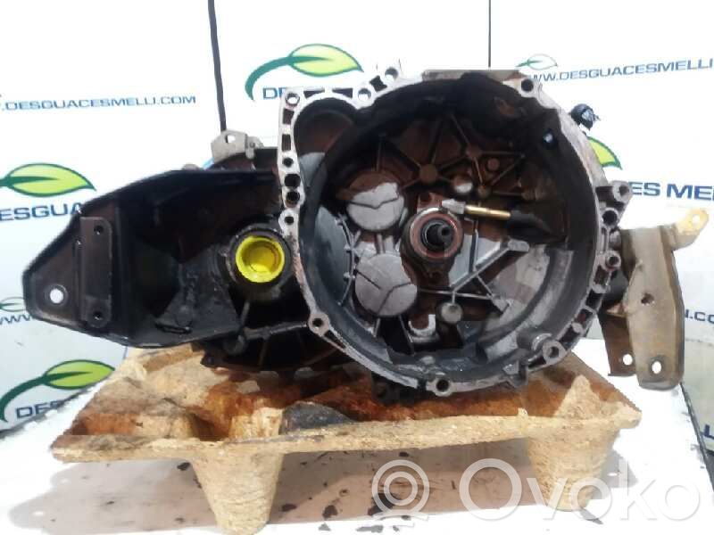 Volvo S40, V40 Mechaninė 5 pavarų dėžė 