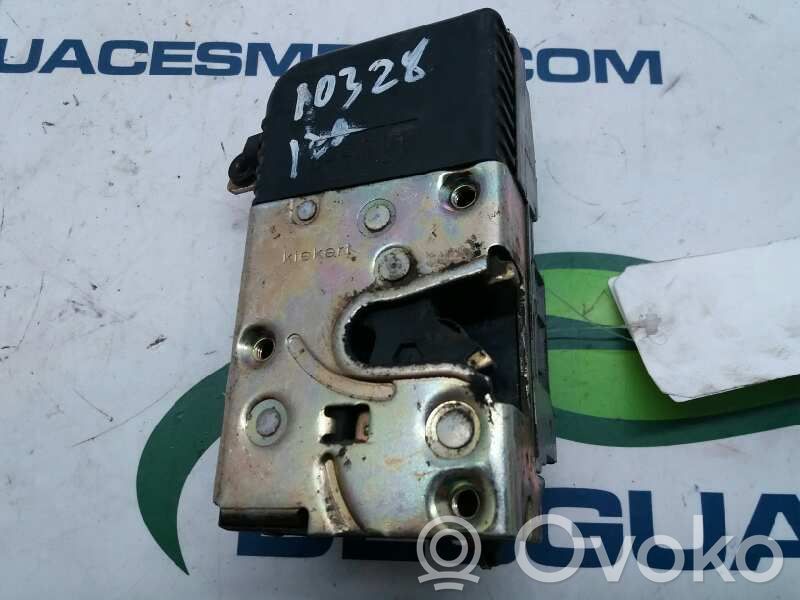 Peugeot 406 Zamek drzwi przednich 