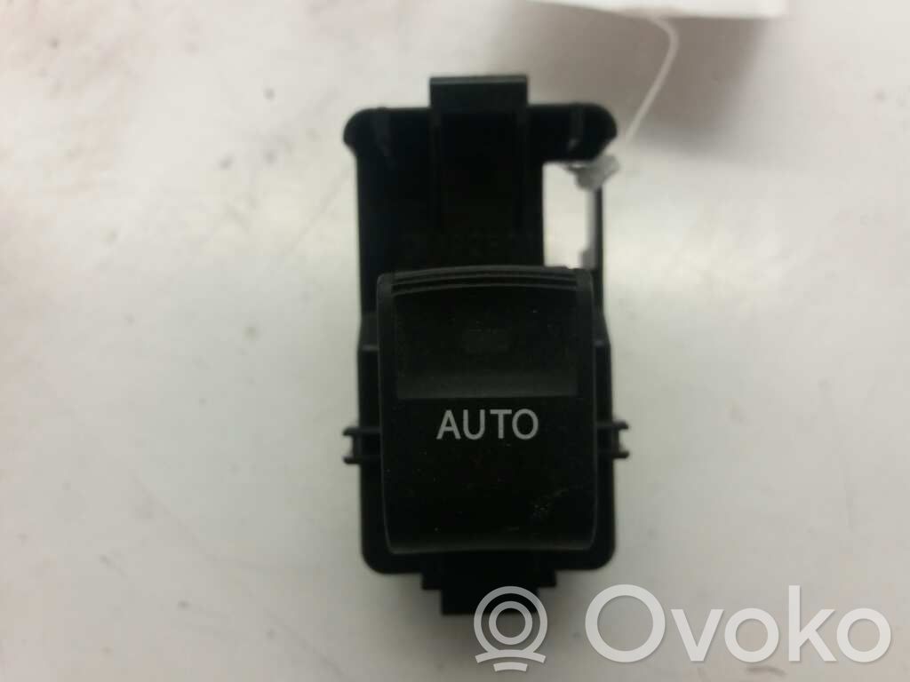 Interruptor del elevalunas eléctrico   8481002140
