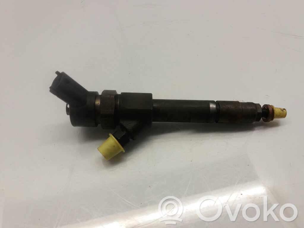 Inyector de combustible   8200100272