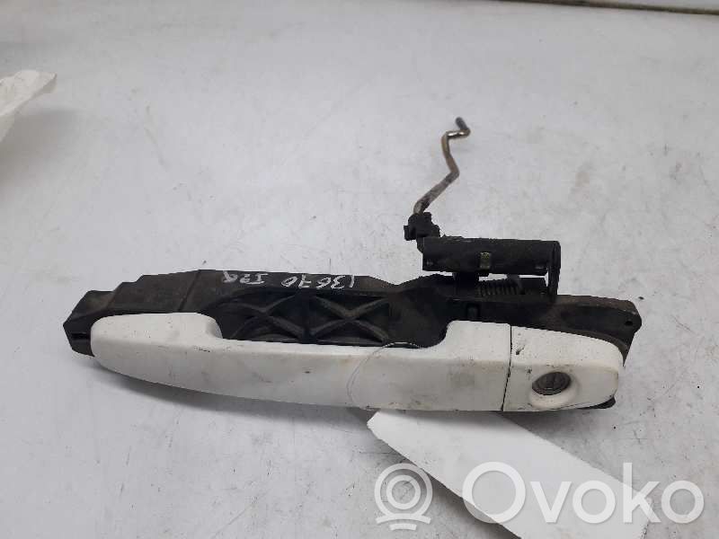 Toyota Corolla E120 E130 Išorinė atidarymo rankena galinių durų 