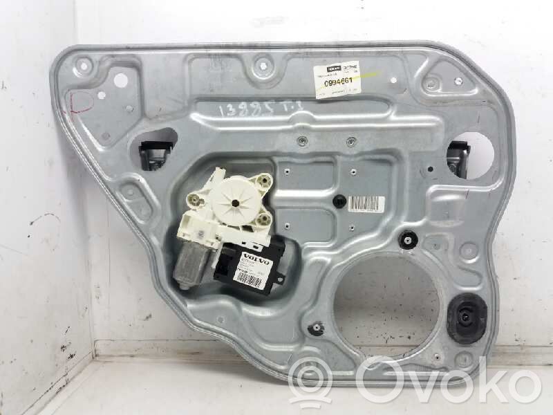 Volvo S40, V40 Regulador manual de la ventanilla trasera