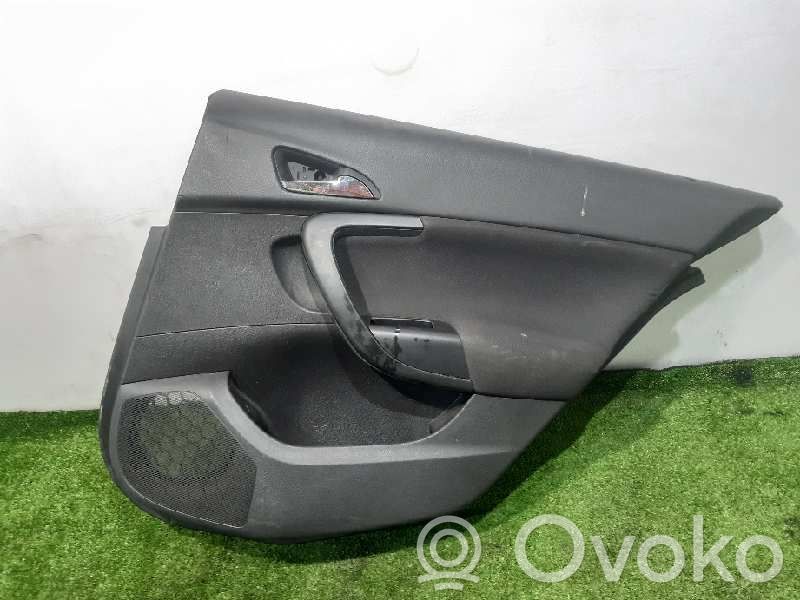 Opel Insignia A Boczki / Poszycie drzwi tylnych 