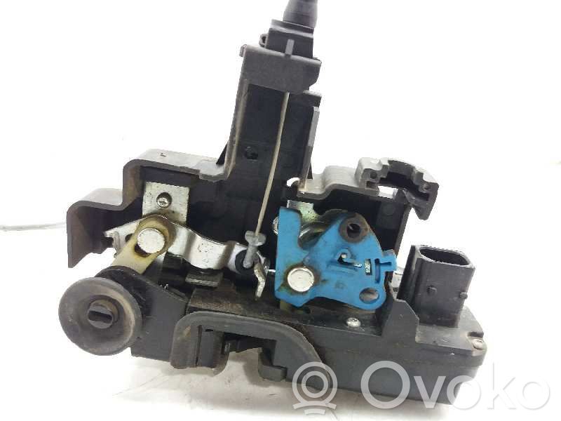 Opel Antara Takaoven lukko 