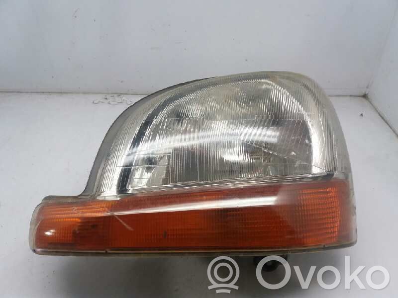 Renault Kangoo I Faro/fanale 
