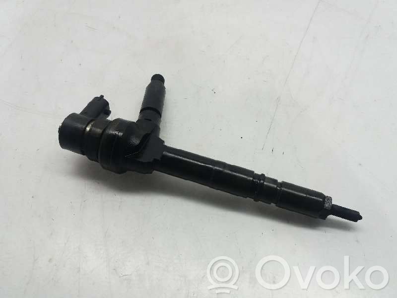 Inyector de combustible   0445110174