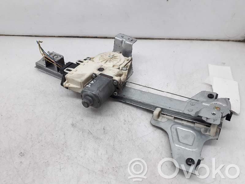 Citroen C4 I Regulador manual de la ventanilla trasera 