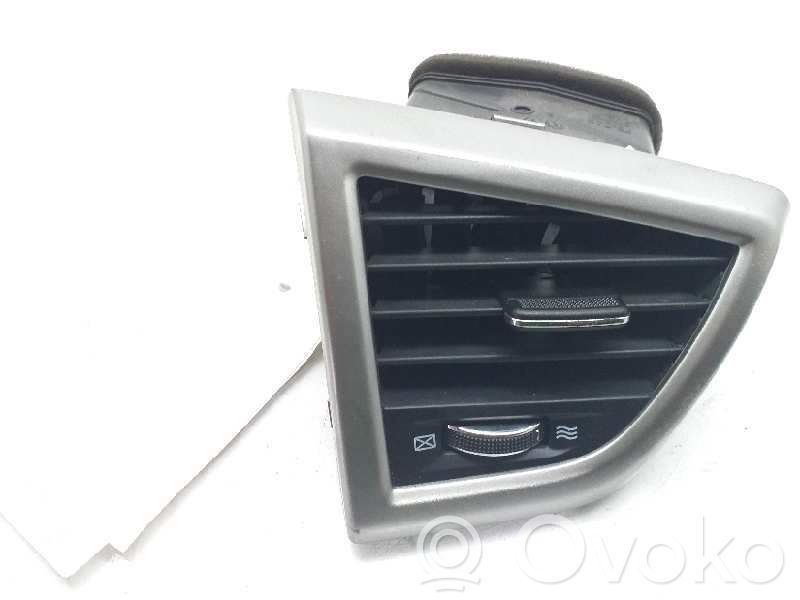 Hyundai Veloster Rejilla de ventilación central del panel