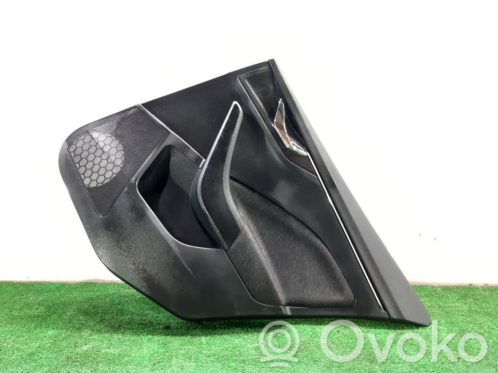 Skoda Kamiq Moldura del tarjetero de la puerta trasera
