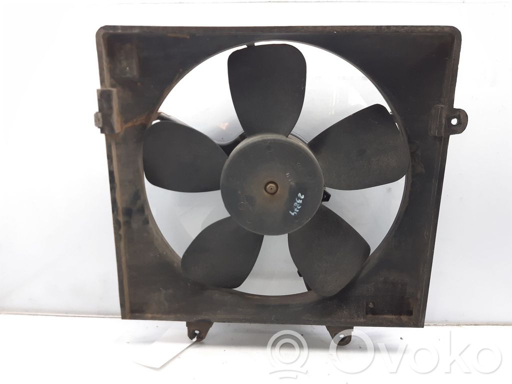 KIA Carnival Elektrisks radiatoru ventilators 