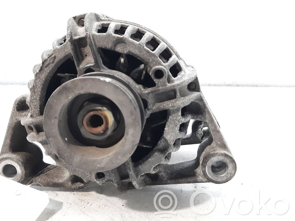 Opel Corsa C Alternador 