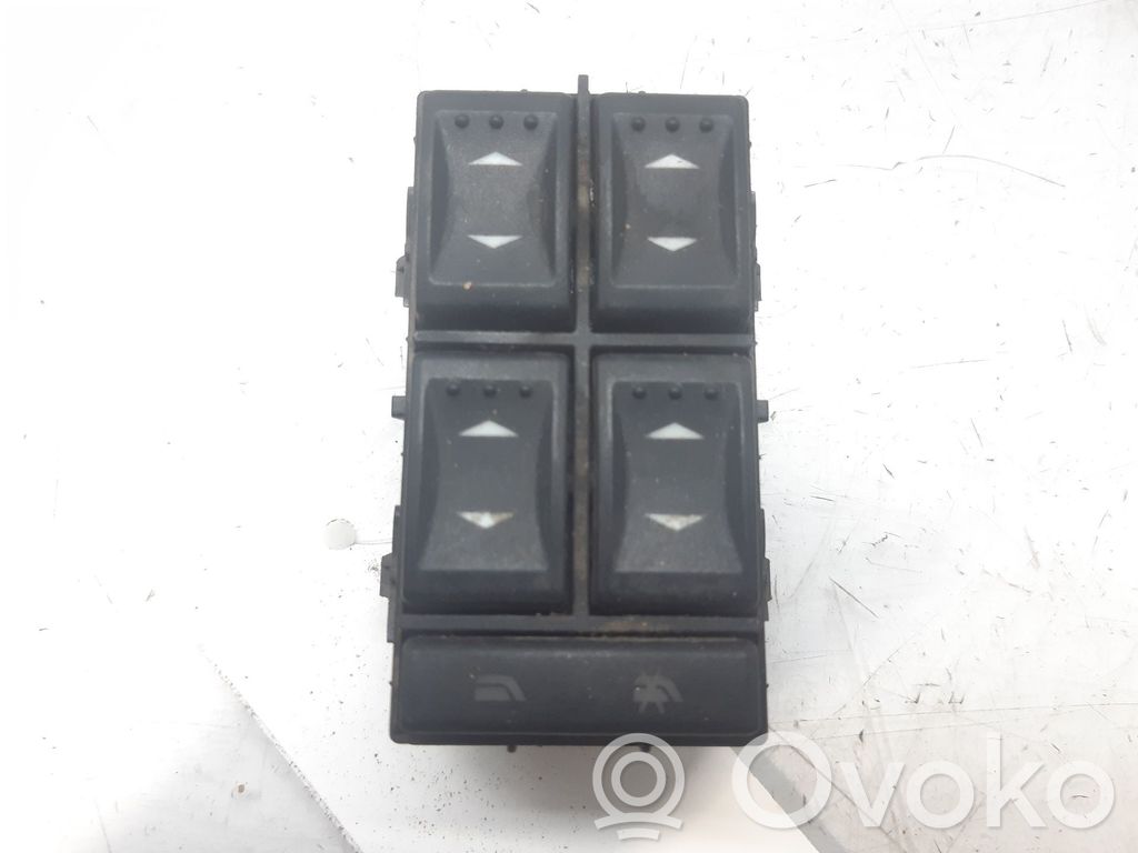 Ford Mondeo Mk III Interrupteur commade lève-vitre