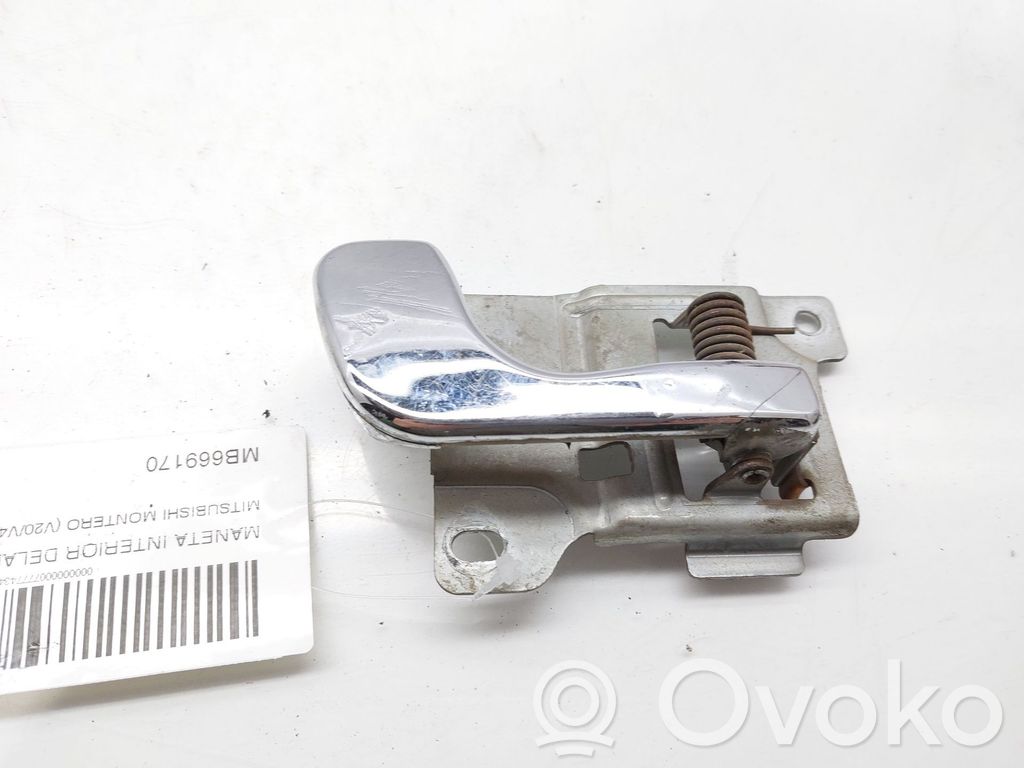 Mitsubishi Montero Manecilla interna puerta delantera 