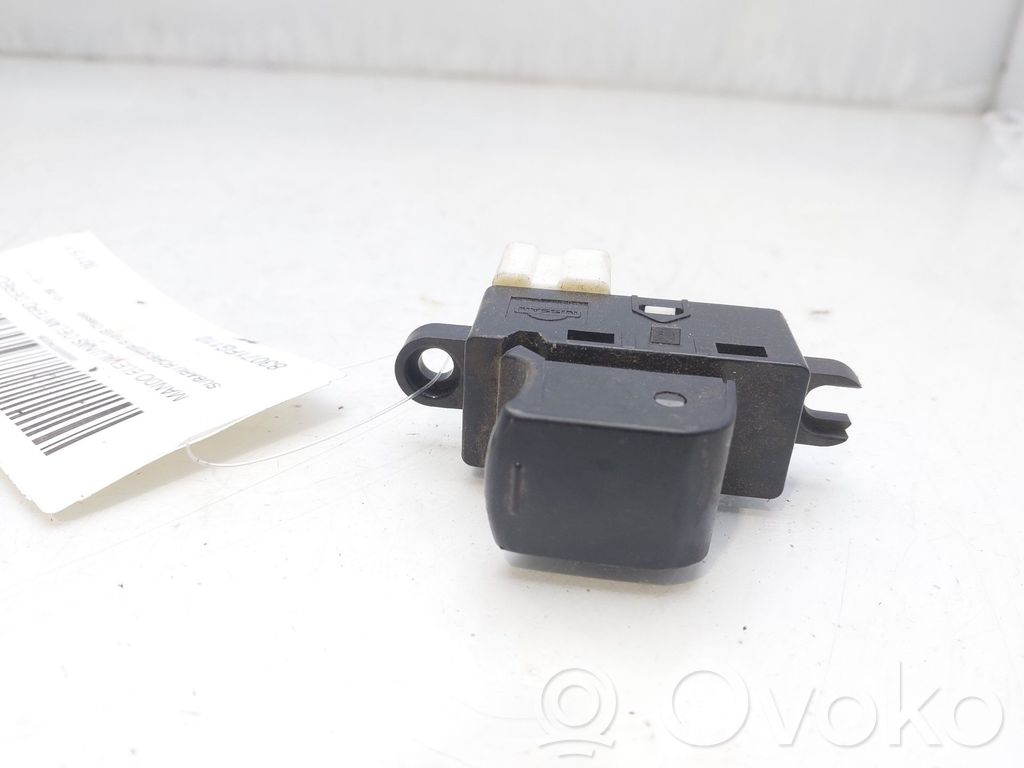 Subaru Forester SH Electric window control switch 