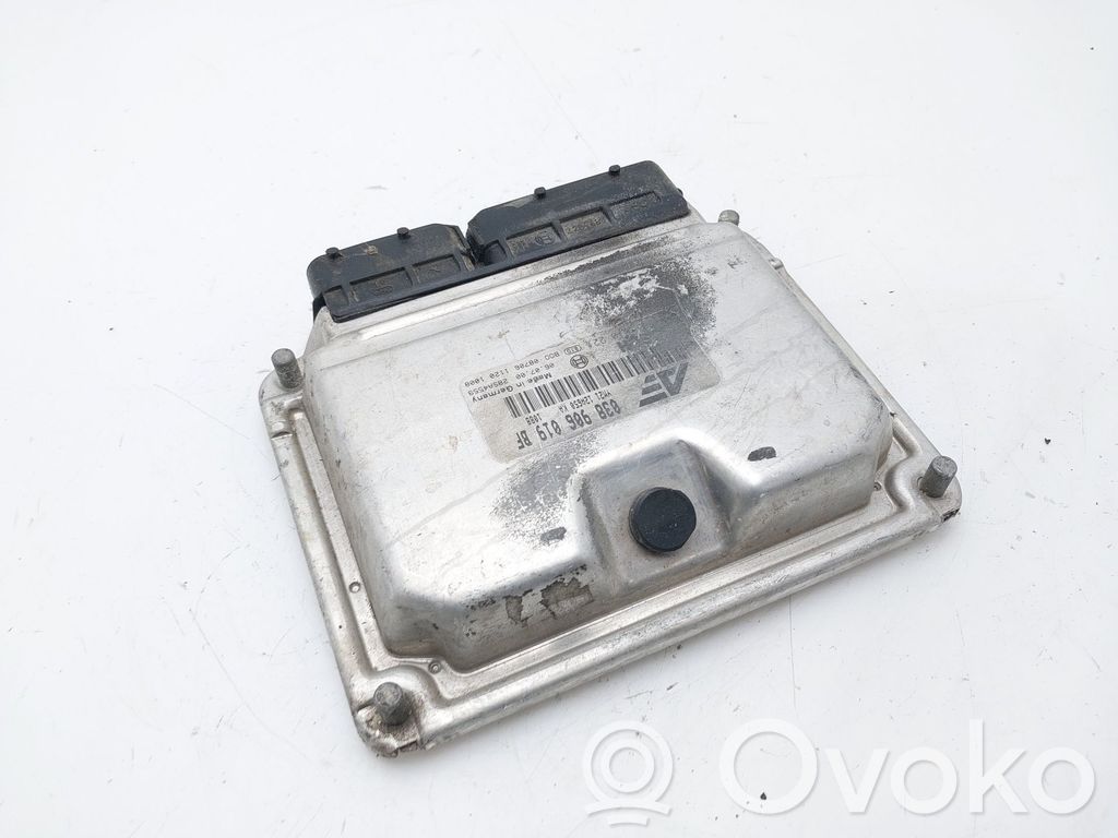 Unidad de control/módulo del motor   038906019BF
