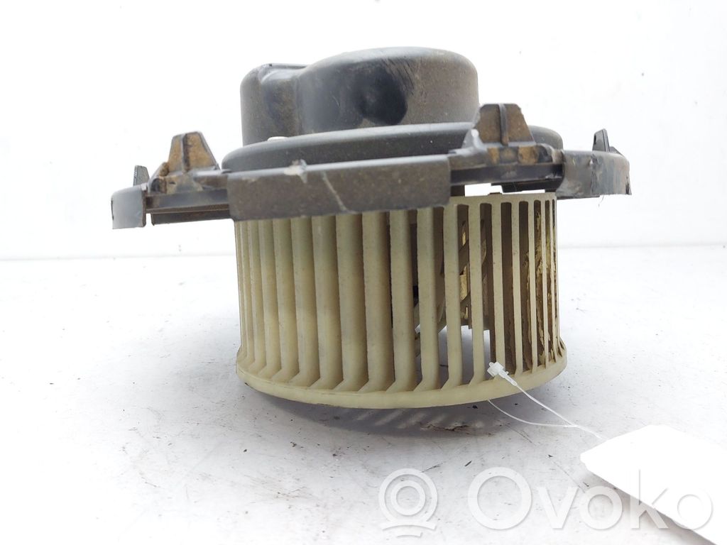 Peugeot 106 Mazā radiatora ventilators 