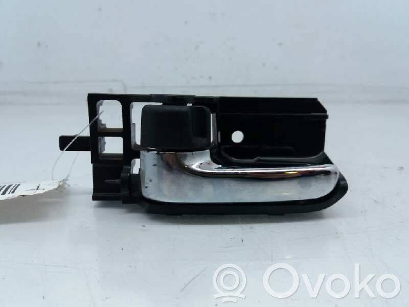 Toyota Corolla E120 E130 Manecilla interna puerta trasera 